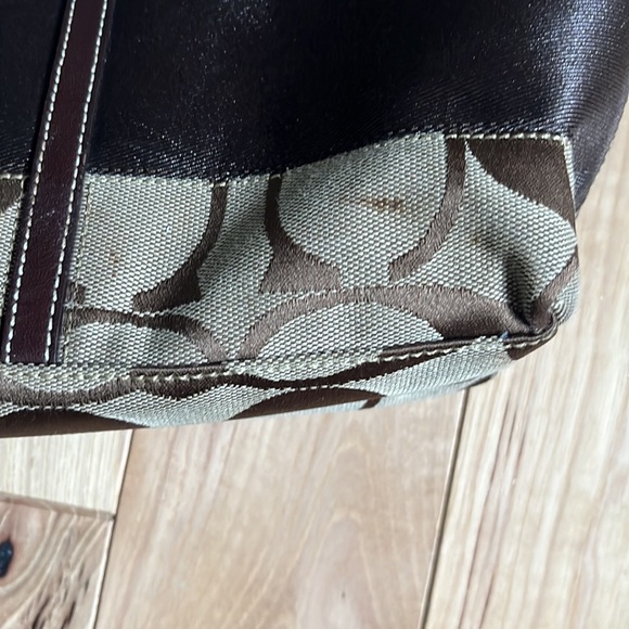 Coach Monogrammed Tote bag - Picture 9 of 16